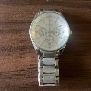 Fossil watch silver normal wear